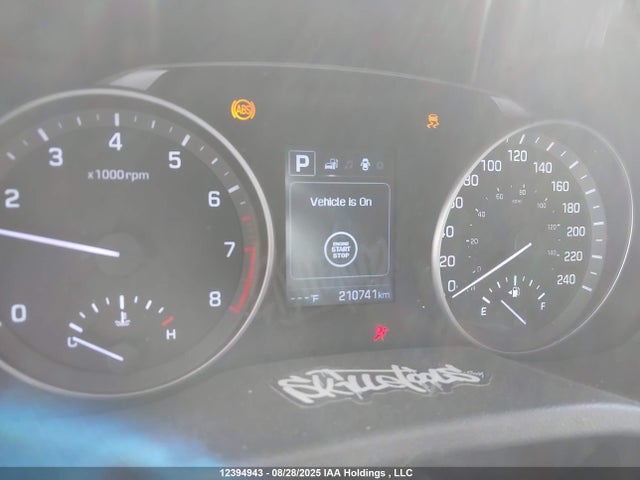 KMHD84LF4HU089864 Hyundai Elantra