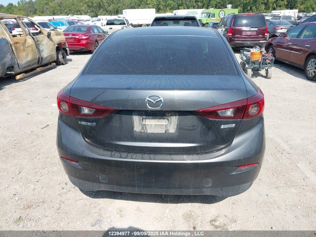 JM1BN1V7XJ1180136 Mazda pe