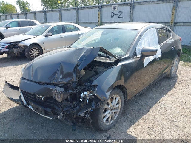 JM1BN1V7XJ1180136 Mazda pe
