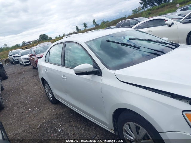 3VW2K7AJ0EM408082 Volkswagen Jetta