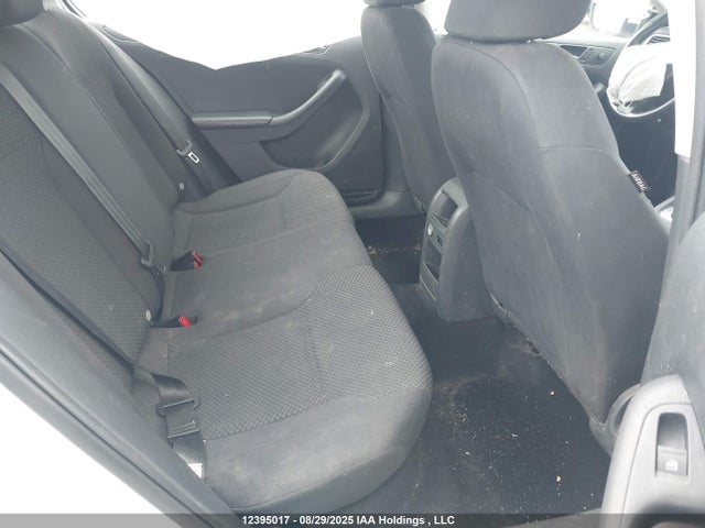 3VW2K7AJ0EM408082 Volkswagen Jetta