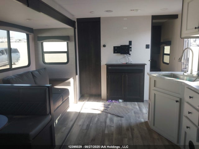 58TBH0BP7N3EL3072 Highland Ridge Rv 2022