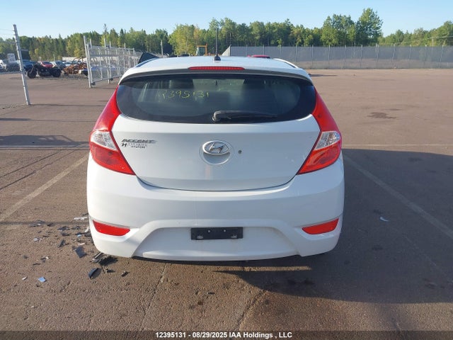 KMHCT5AE0HU364298 Hyundai Accent