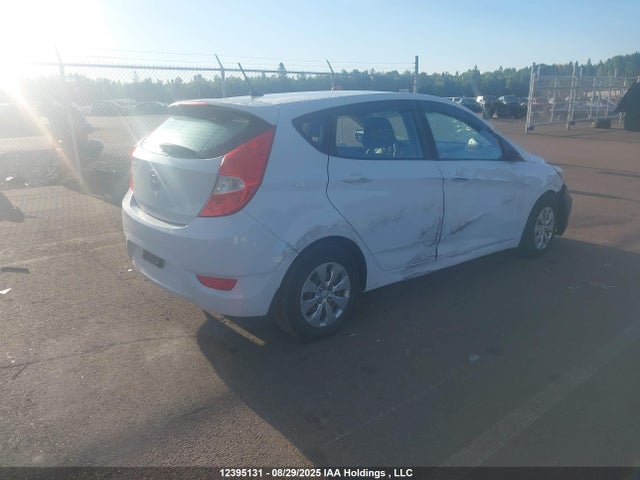 KMHCT5AE0HU364298 Hyundai Accent