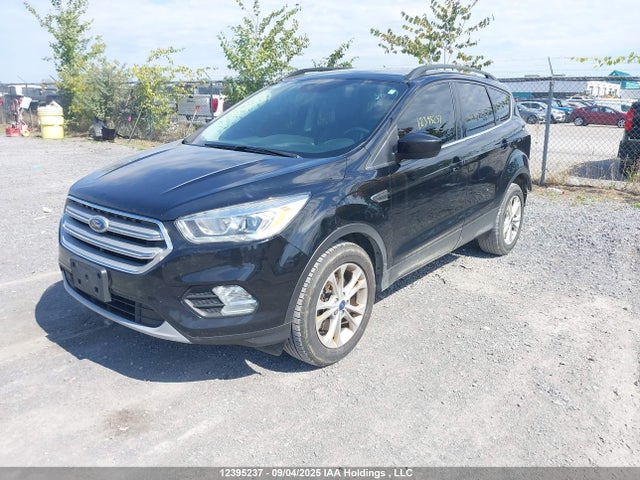 1FMCU9H91JUC71843 Ford Escape