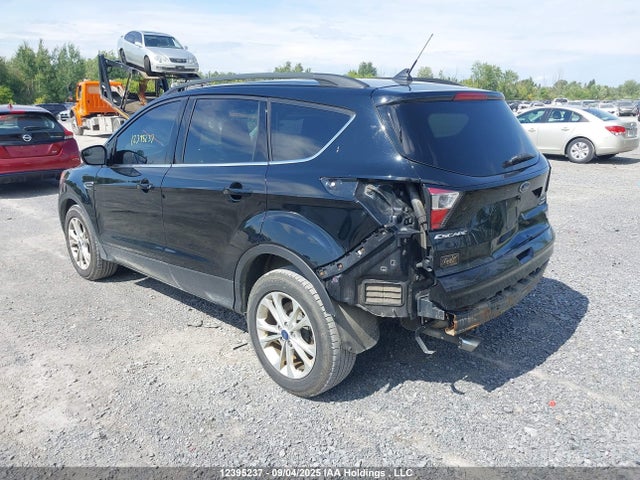 1FMCU9H91JUC71843 Ford Escape