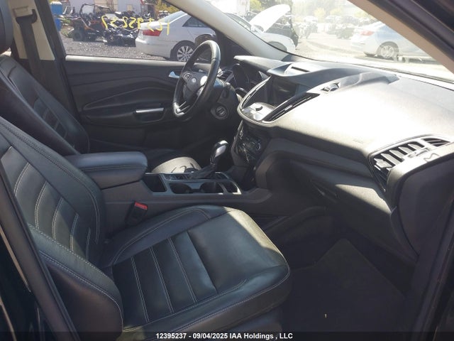 1FMCU9H91JUC71843 Ford Escape