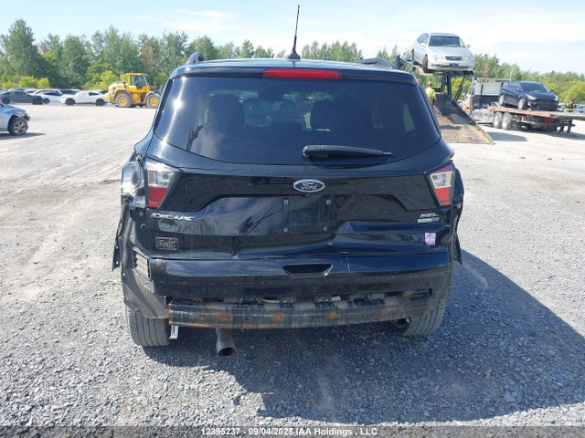 1FMCU9H91JUC71843 Ford Escape