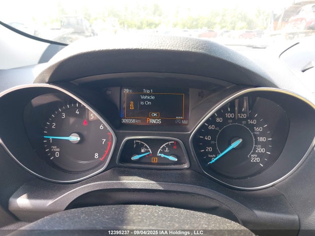 1FMCU9H91JUC71843 Ford Escape
