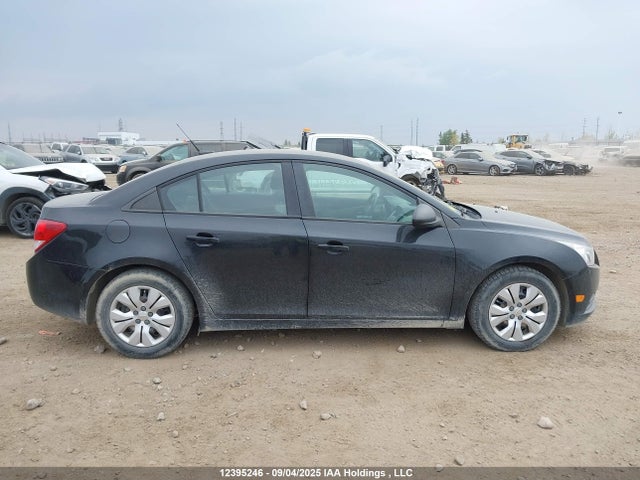 1G1PA5SHXE7225478 Chevrolet luw