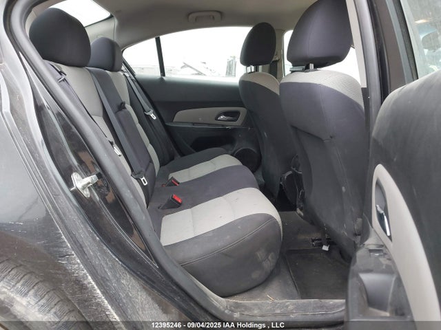 1G1PA5SHXE7225478 Chevrolet luw