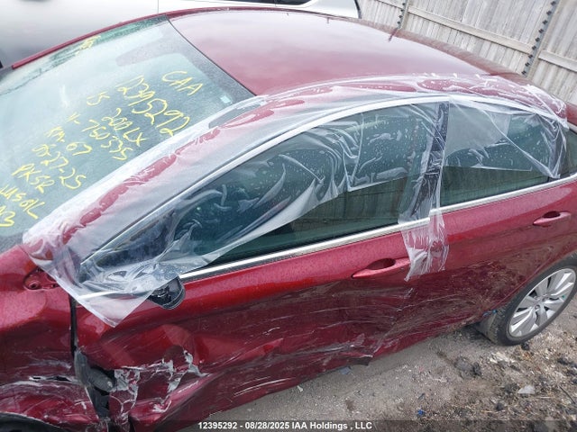 1C3CCCFB0FN750335 Chrysler 200