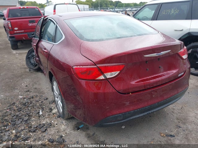 1C3CCCFB0FN750335 Chrysler 200