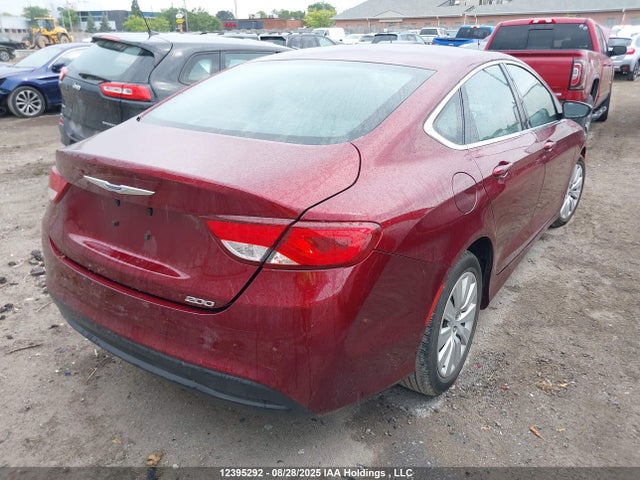 1C3CCCFB0FN750335 Chrysler 200