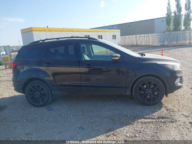 1FMCU9J91KUA08294 Ford 2019