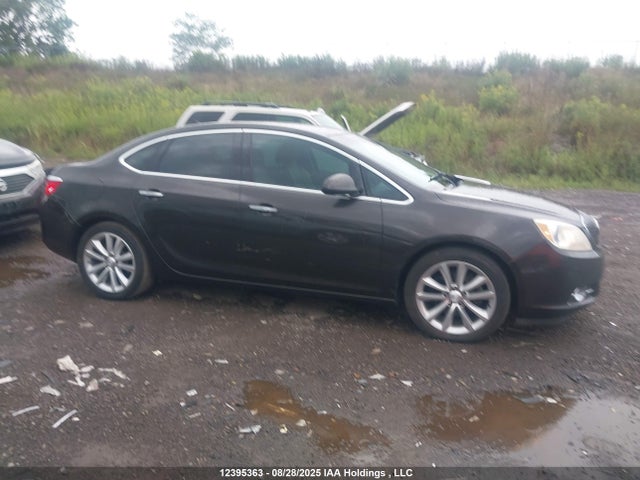 1G4PP5SK6E4235441 Buick lea