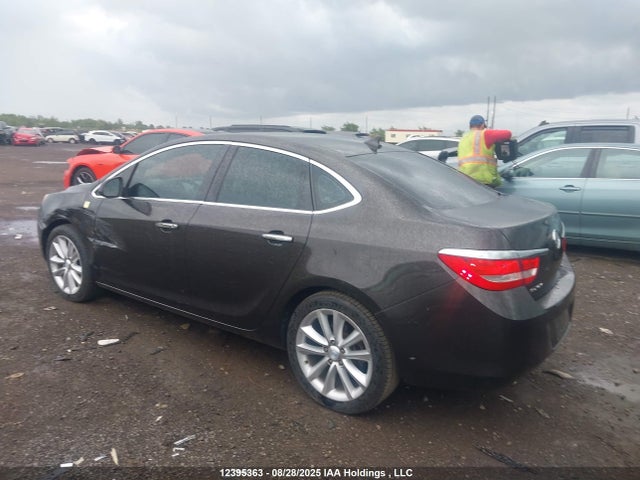 1G4PP5SK6E4235441 Buick lea