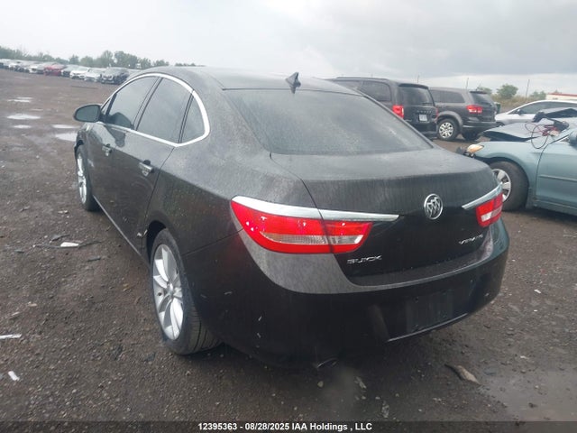 1G4PP5SK6E4235441 Buick lea