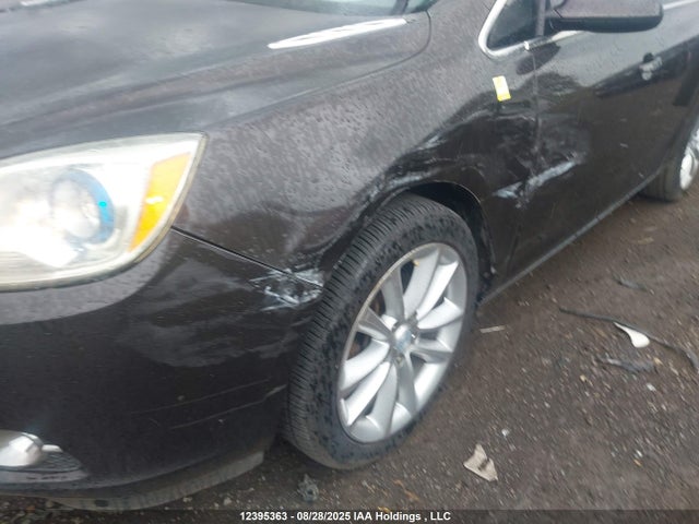 1G4PP5SK6E4235441 Buick lea