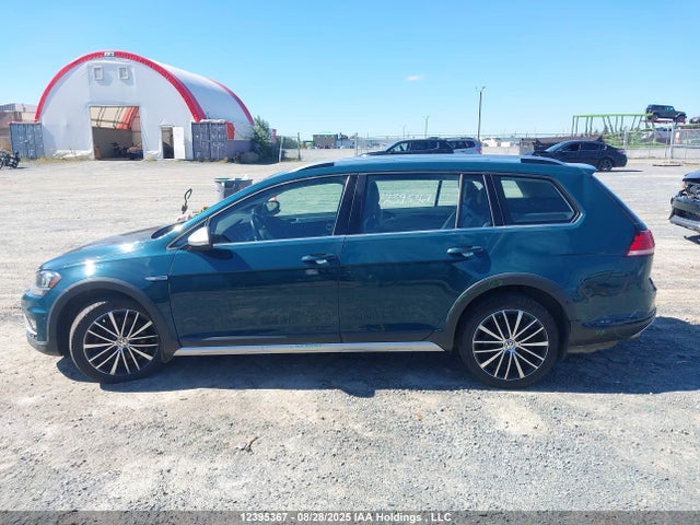 3VWM17AU6JM761460 Volkswagen 2018