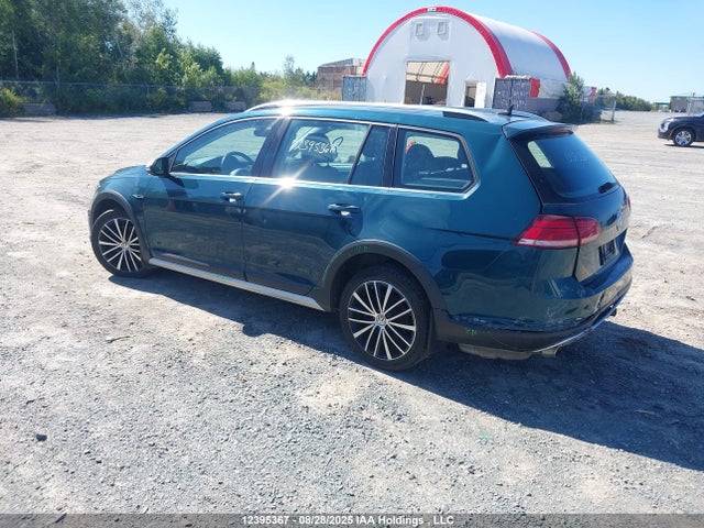 3VWM17AU6JM761460 Volkswagen 2018
