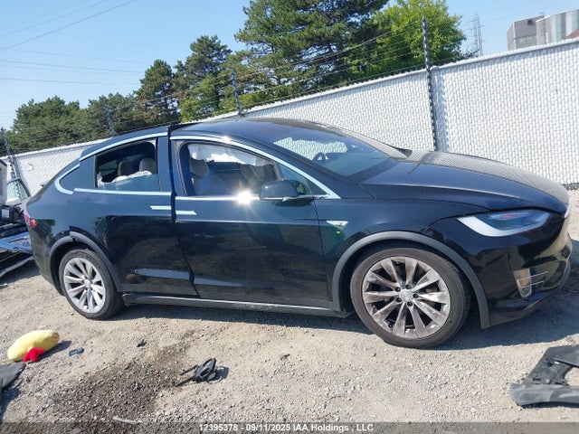Tesla MODEL X 2016 5YJXCBE25GF015617 Image 12