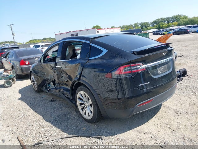 Tesla MODEL X 2016 5YJXCBE25GF015617 Image 3