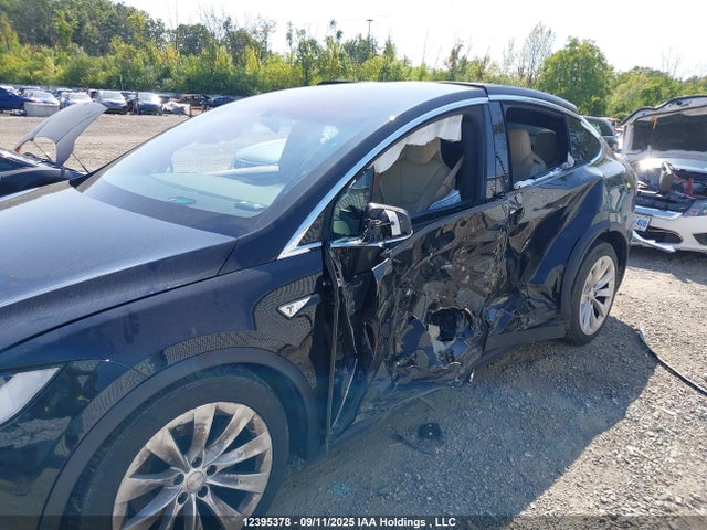 Tesla MODEL X 2016 5YJXCBE25GF015617 Image 6