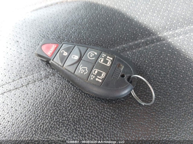 2C4RDGDG6HR802405 Dodge Grand Caravan