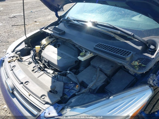 1FMCU0GX5EUA16744 Ford Escape