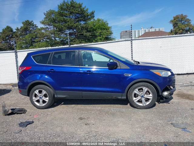 1FMCU0GX5EUA16744 Ford Escape