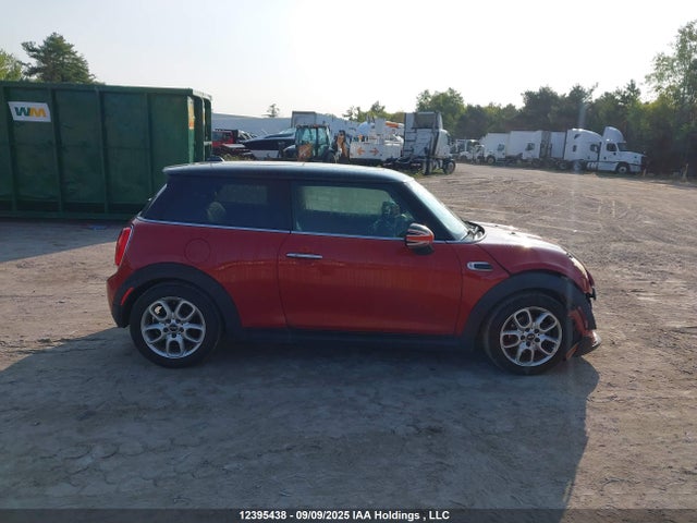 WMWXP5C55G2D70812 Mini Hardtop