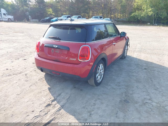 WMWXP5C55G2D70812 Mini Hardtop