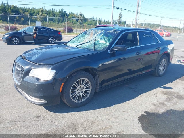 2C3CCAAGXFH832766 Chrysler 300 Limited