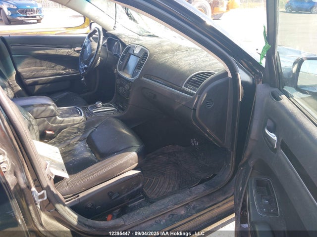 2C3CCAAGXFH832766 Chrysler 300 Limited
