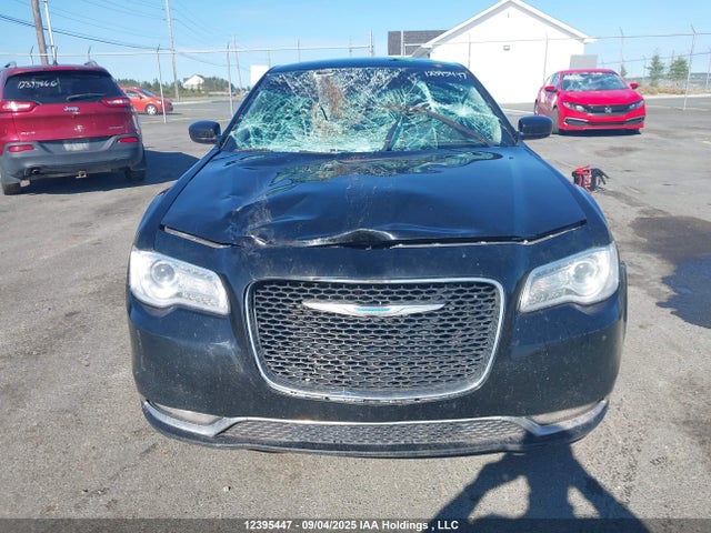 2C3CCAAGXFH832766 Chrysler 300 Limited