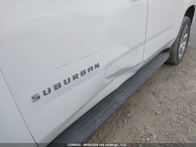 12395542 :رقم المزاد ، 1GNSKHKC2KR219623 vin ، 2019 Chevrolet Suburban K1500 Lt مزاد بيع