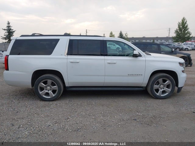 12395542 :رقم المزاد ، 1GNSKHKC2KR219623 vin ، 2019 Chevrolet Suburban K1500 Lt مزاد بيع