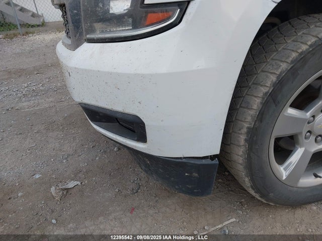 12395542 :رقم المزاد ، 1GNSKHKC2KR219623 vin ، 2019 Chevrolet Suburban K1500 Lt مزاد بيع