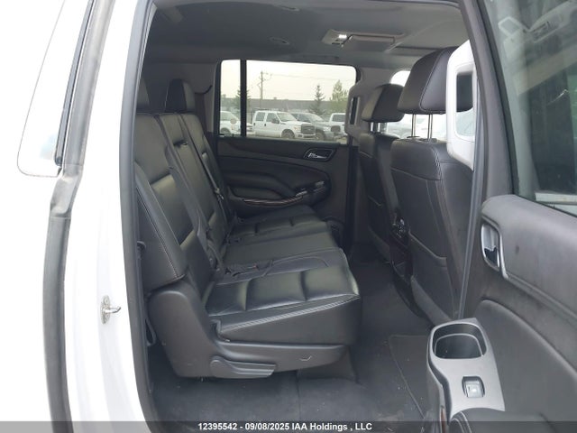12395542 :رقم المزاد ، 1GNSKHKC2KR219623 vin ، 2019 Chevrolet Suburban K1500 Lt مزاد بيع