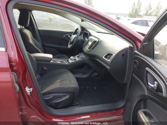1C3CCCFB5FN729268 Chrysler 2015