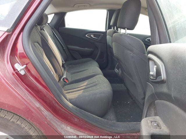 1C3CCCFB5FN729268 Chrysler 2015