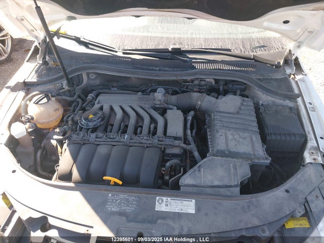12395601 :رقم المزاد ، WVWGU9ANXAE511088 vin ، 2010 Volkswagen Passat Cc Highline V6 مزاد بيع
