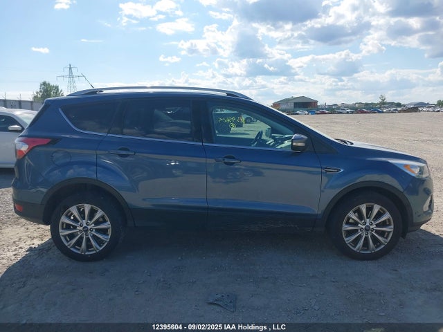 1FMCU9J9XJUC23929 Ford 2018