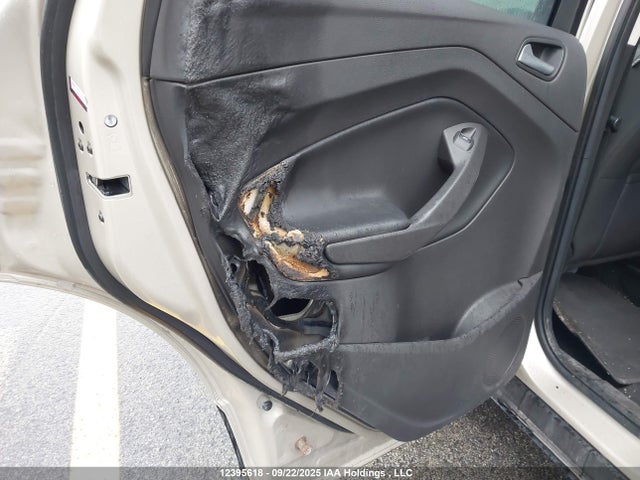 Aukcja sprzedaży 2017 Ford Escape, vin: 1FMCU9GD2HUD69277, numer aukcji: 12395618