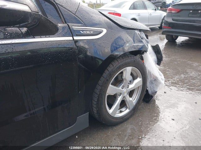 1G1RB6E41FU115765 Chevrolet luu - ffv, e-flex, fam 0