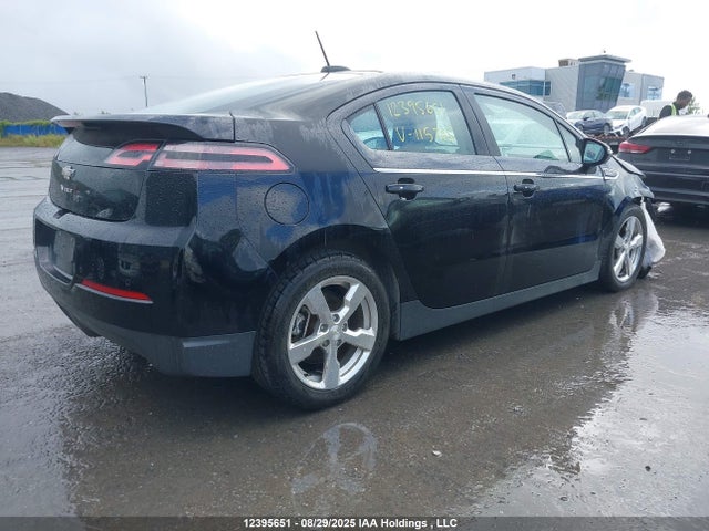 1G1RB6E41FU115765 Chevrolet luu - ffv, e-flex, fam 0