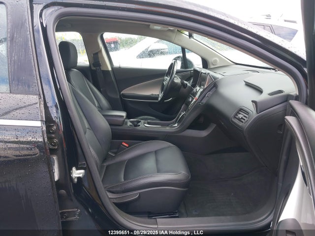 1G1RB6E41FU115765 Chevrolet luu - ffv, e-flex, fam 0