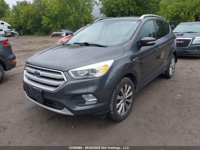 1FMCU9J9XJUA00502 Ford 2018