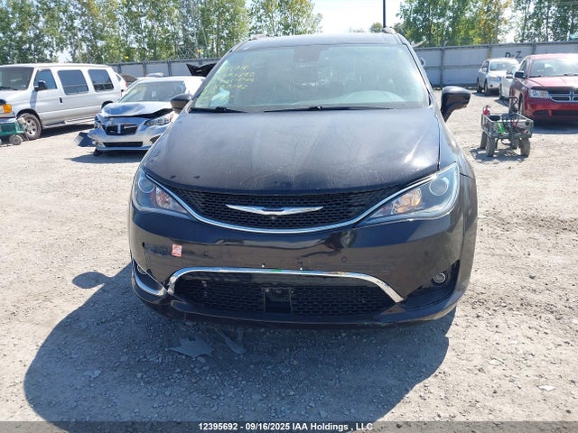 Chrysler Pacifica 2017 2C4RC1EG4HR637792 Image 12